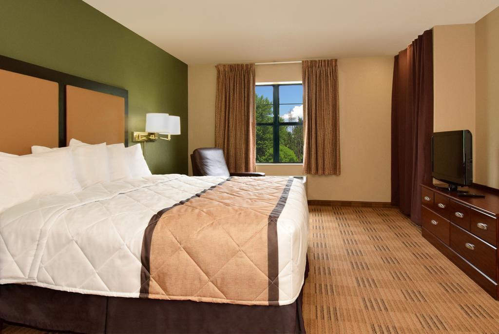 Extended Stay America Suites - Tampa - Airport - Spruce Street Exterior photo