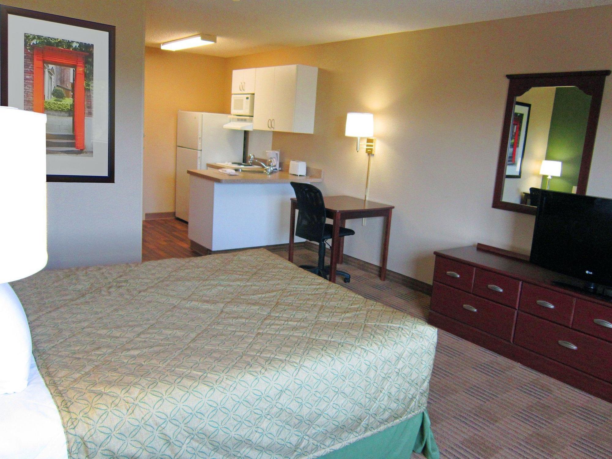 Extended Stay America Suites - Tampa - Airport - Spruce Street Exterior photo